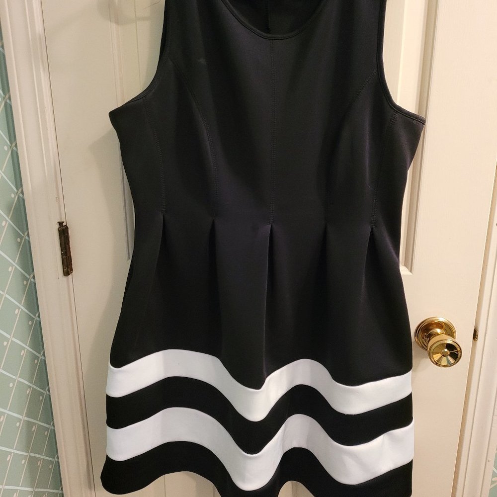 Apt. 9 Petite Black flare dress with pockets